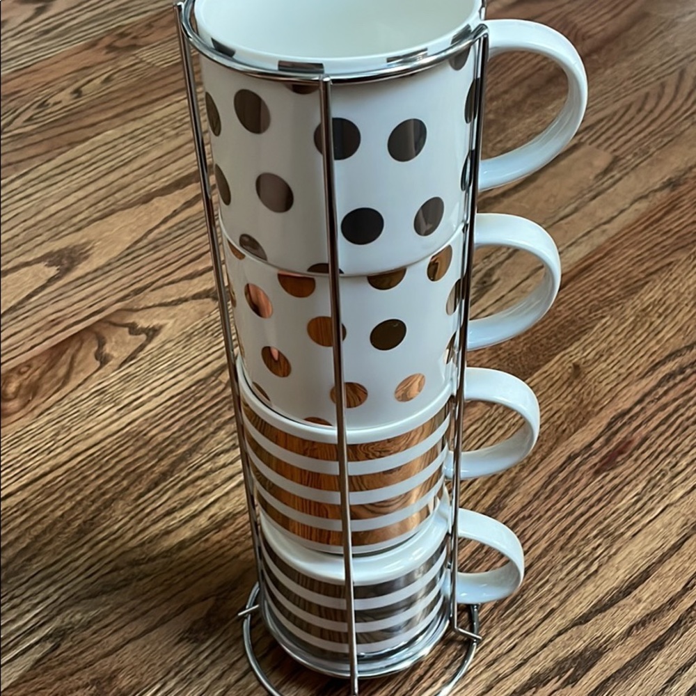 Set of 4 Mugs and Mug Holder